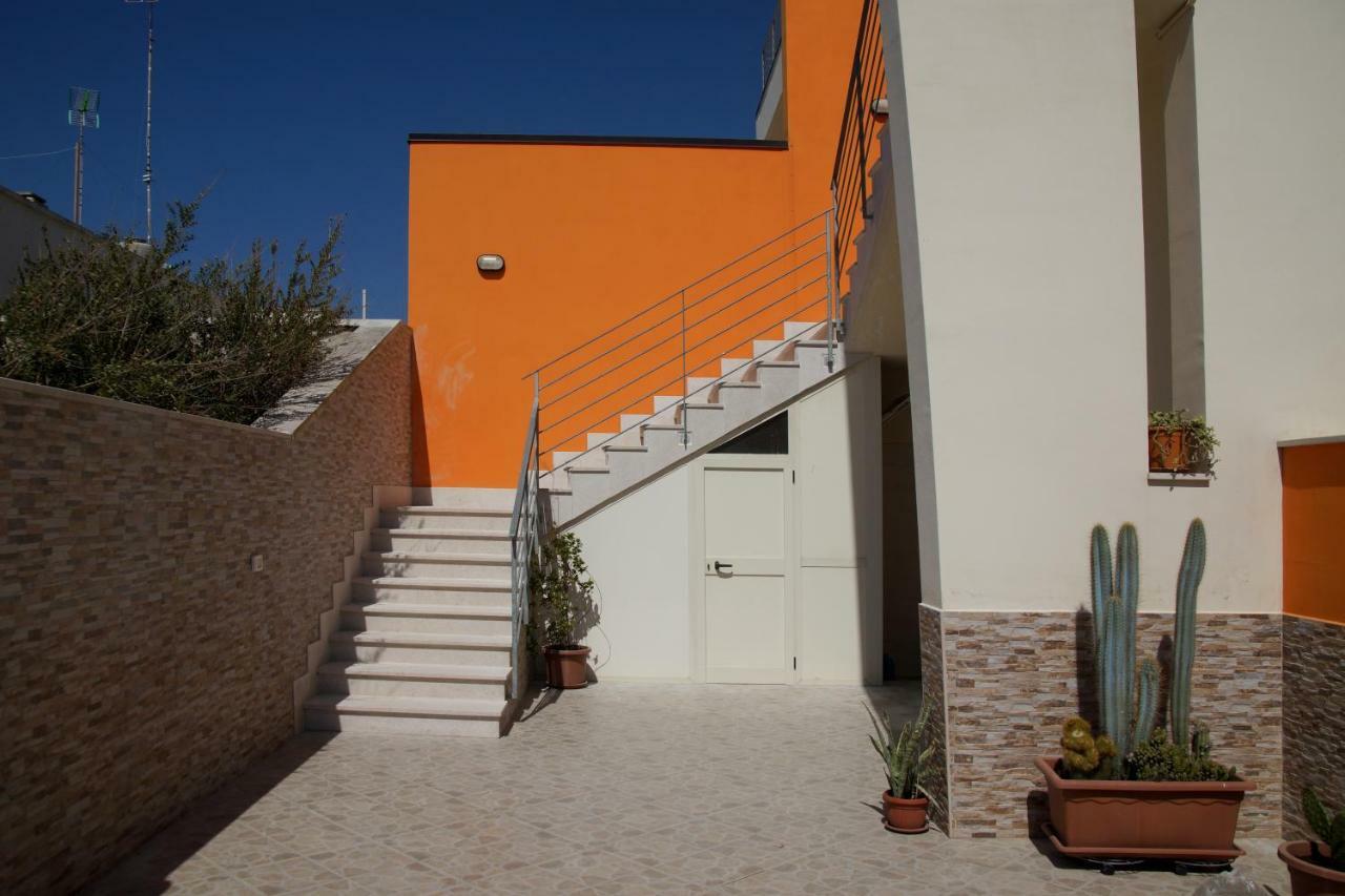 Appartamento a due passi dal mare Torre Lapillo Esterno foto